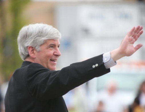 GOP governors bailing out on Mitt Romney: Is Rick Snyder keeping Romney at arm’s length?